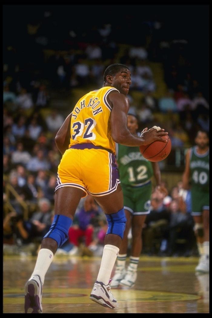 在这一切喧 在这一切喧