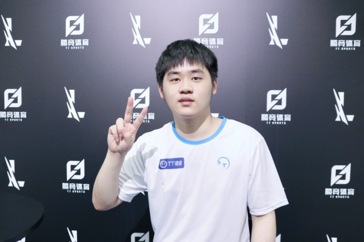 疑将是各球 疑将是各球