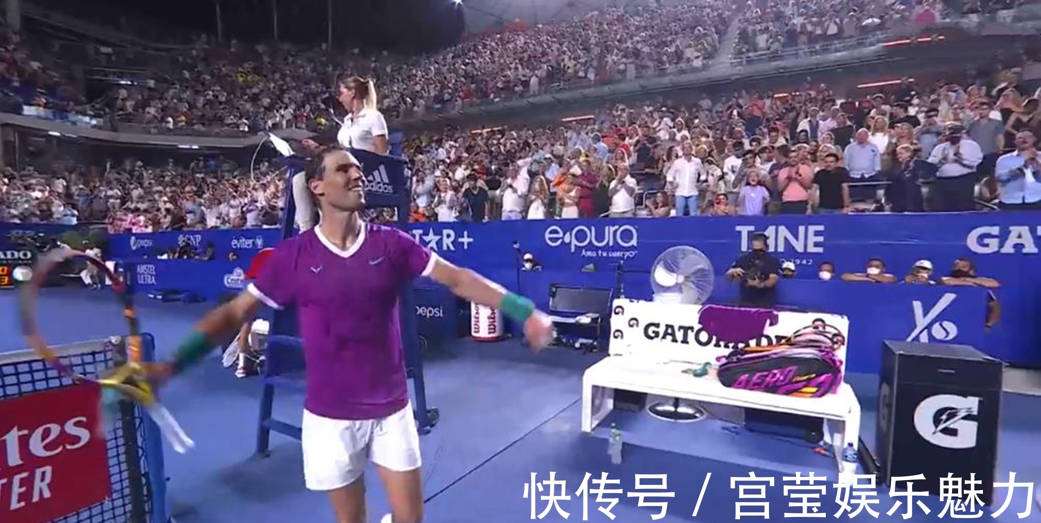 直言不讳地 直言不讳地