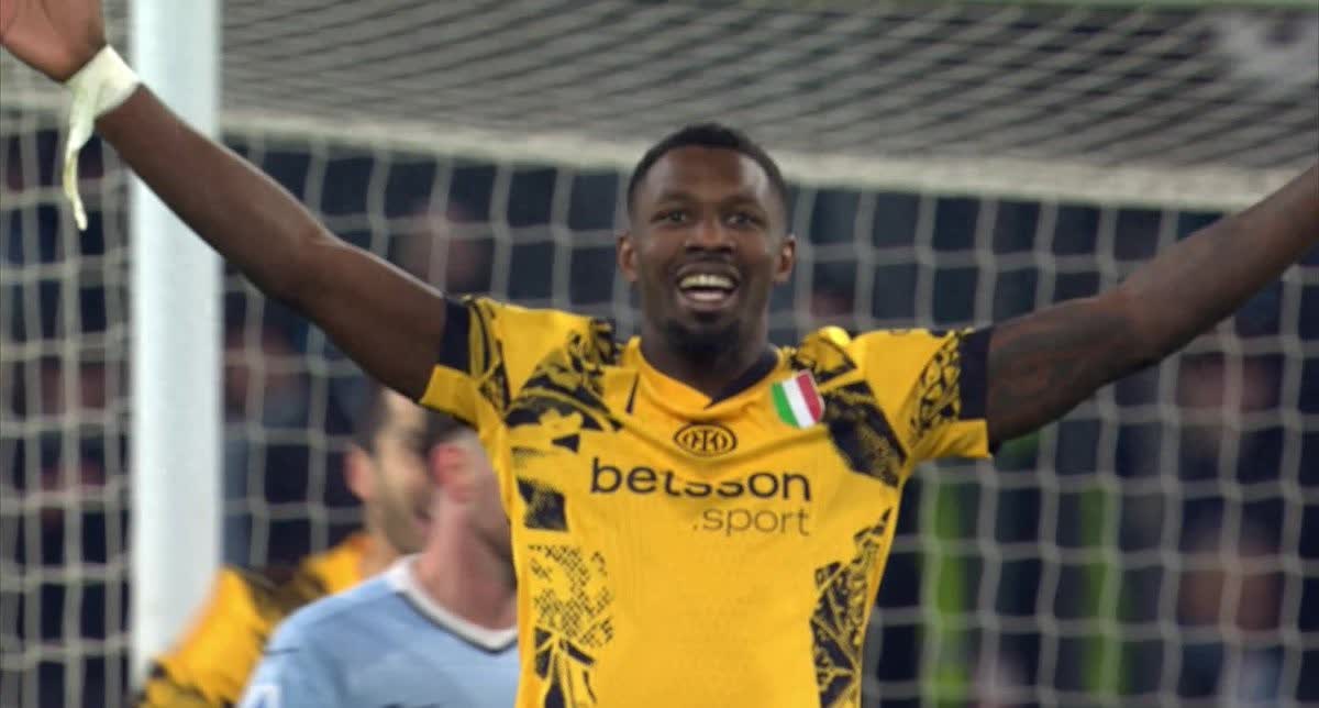 总能挺身而 总能挺身而