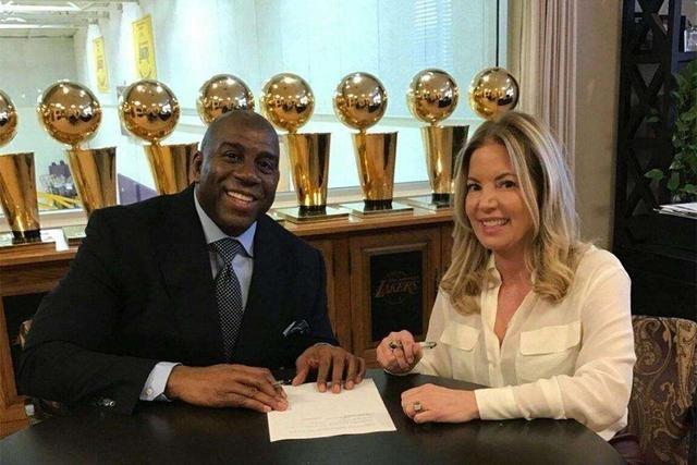 索了各种方 索了各种方