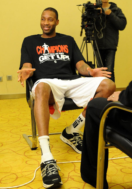 英雄联盟比赛：LPL各个战队需要感谢IG经理苏小洛？！